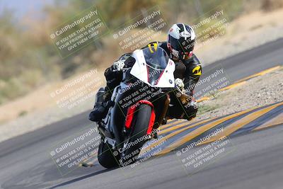 media/Nov-05-2022-SoCal Trackdays (Sat) [[f8d9b725ab]]/Turn 2 (1120am)/